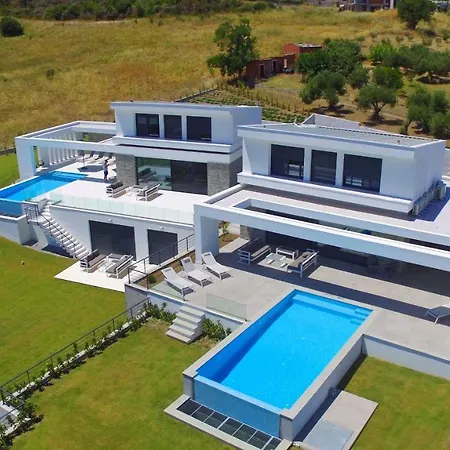 Villas Les Blancs - 6 Bedrooms, Private Pool, Panoramic View *