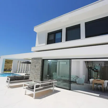 Villas Les Blancs - 6 Bedrooms, Private Pool, Panoramic View Villa Chaniotis