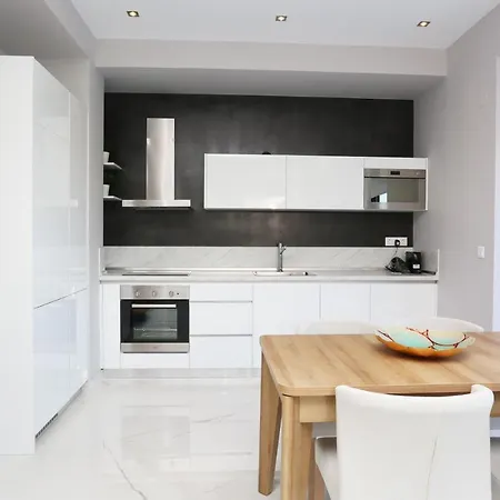 Villas Les Blancs - 6 Bedrooms, Private Pool, Panoramic View *