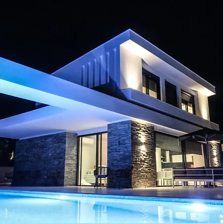 Villa Villas Les Blancs - 6 Bedrooms, Private Pool, Panoramic View