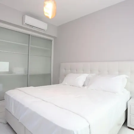 Villas Les Blancs - 6 Bedrooms, Private Pool, Panoramic View *