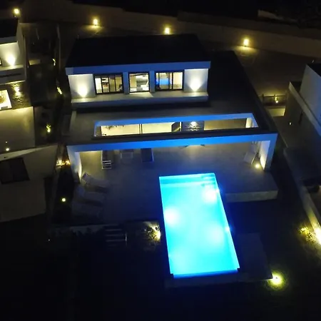 Villas Les Blancs - 6 Bedrooms, Private Pool, Panoramic View *