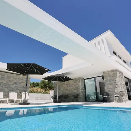 Villa Villas Les Blancs - 6 Bedrooms, Private Pool, Panoramic View Chaniotis